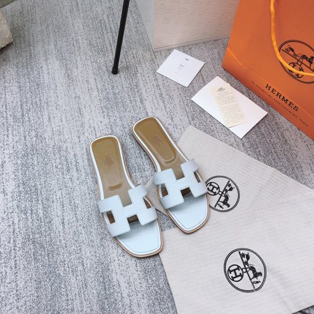 Hermes H slippers classic