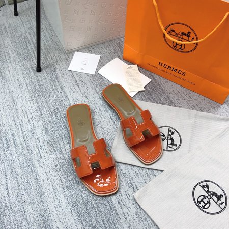 Hermes H slippers classic