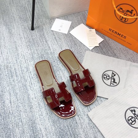 Hermes H slippers classic