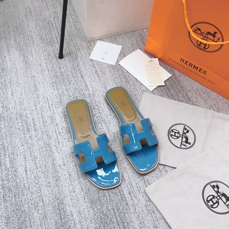 Hermes H slippers classic