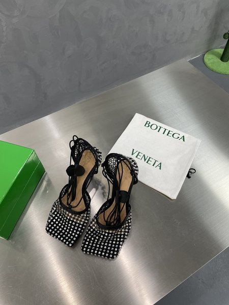 Bottega Veneta BV Roman Lace-Up Sandals with Diamonds