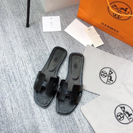 Hermes H slippers classic