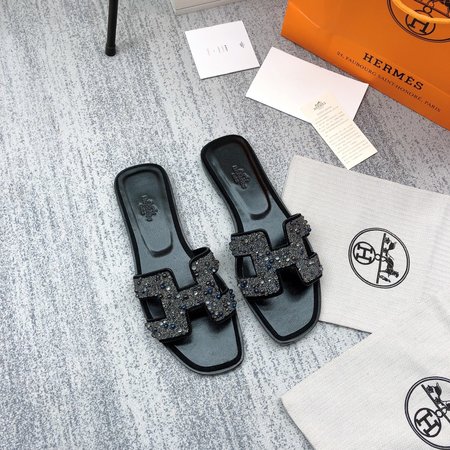 Hermes H slippers classic