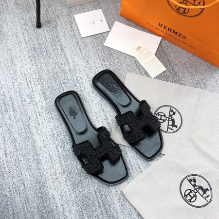 Hermes H slippers classic