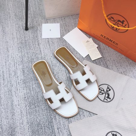 Hermes H slippers classic