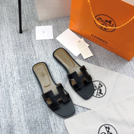 Hermes H slippers classic