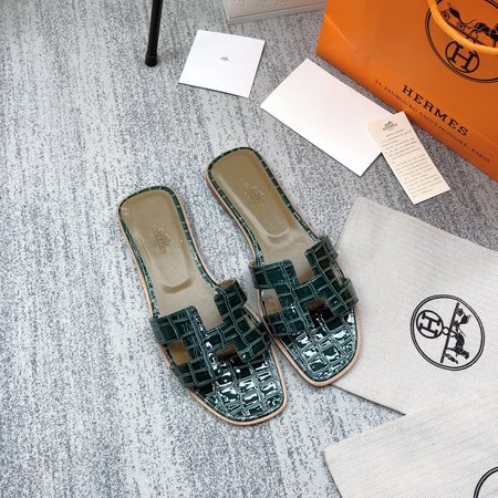 Hermes H slippers classic