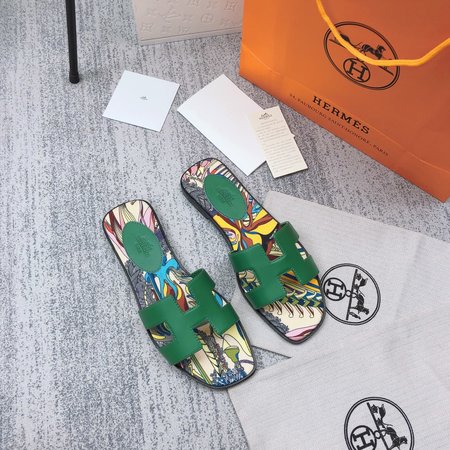 Hermes H slippers classic