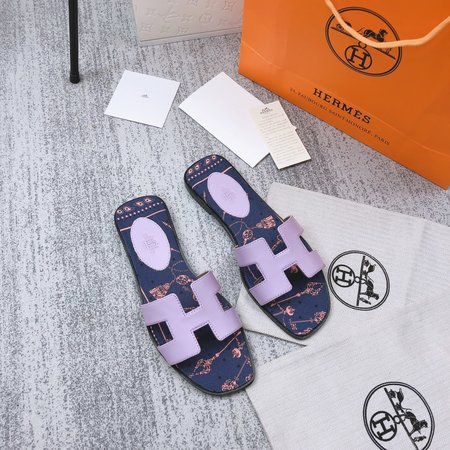 Hermes H slippers classic