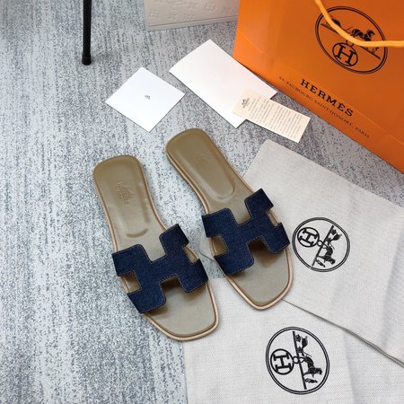 Hermes H slippers classic