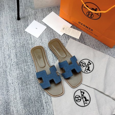 Hermes H slippers classic