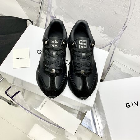 Givenchy Lightweight running shoes