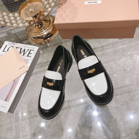 Miu Miu women s small coin shoes