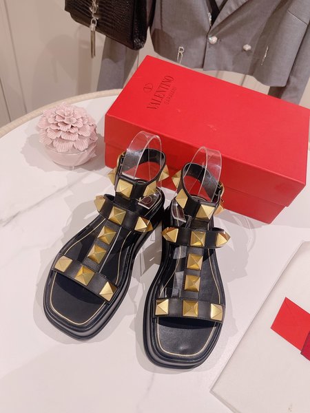 Valentino Buttoned beach sandals and slides