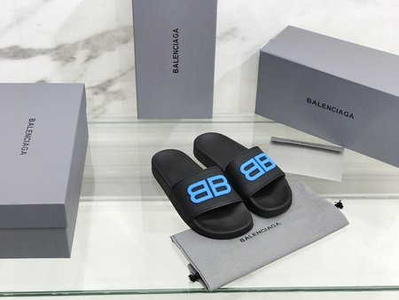 Balenciaga soft slippers