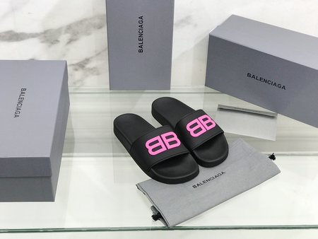 Balenciaga soft slippers