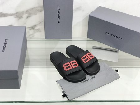 Balenciaga soft slippers