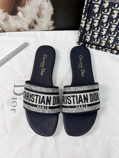 Dior DWAY lettered flat slides