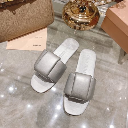 Miu Miu Soft sheepskin slippers