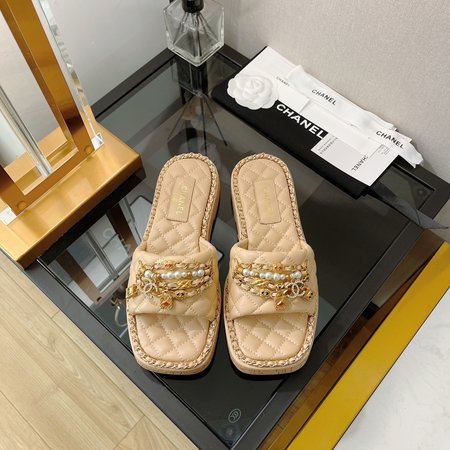 Chanel pearl chain slippers