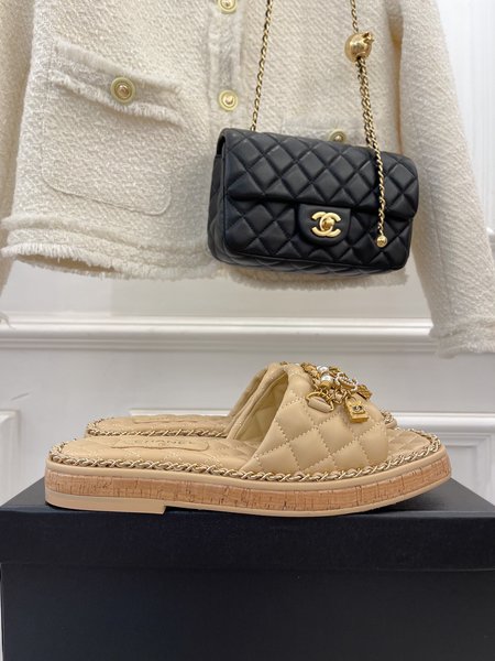 Chanel pearl chain slippers