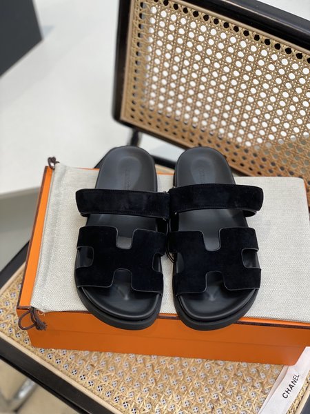 Hermes classic slippers