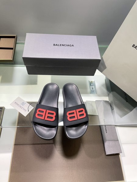 Balenciaga sports shoes