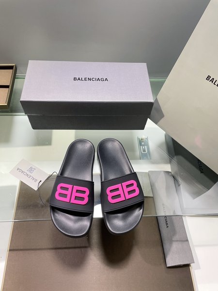 Balenciaga casual shoes