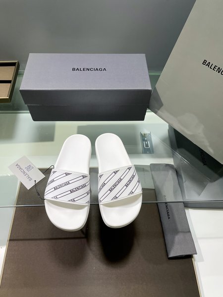 Balenciaga casual shoes