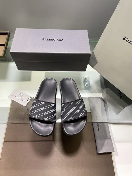 Balenciaga casual shoes