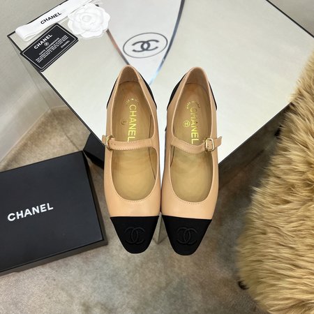 Chanel series high heels