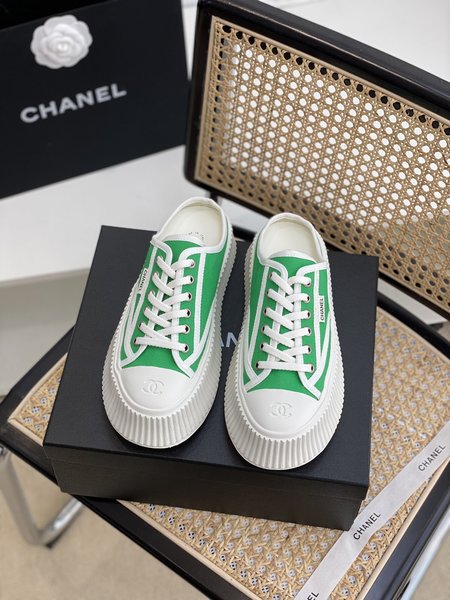 Chanel Platform canvas slippers