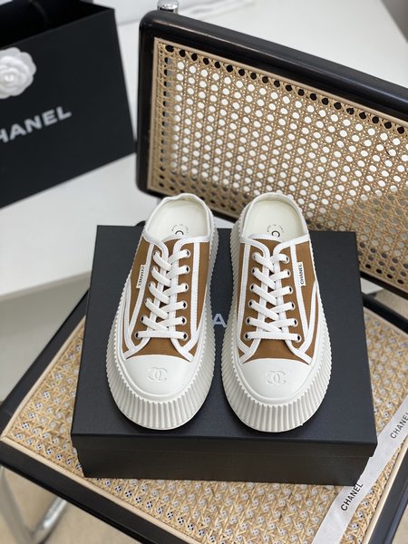 Chanel Platform canvas slippers