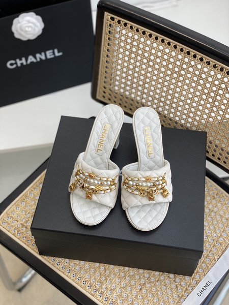 Chanel Classic metal leather slides