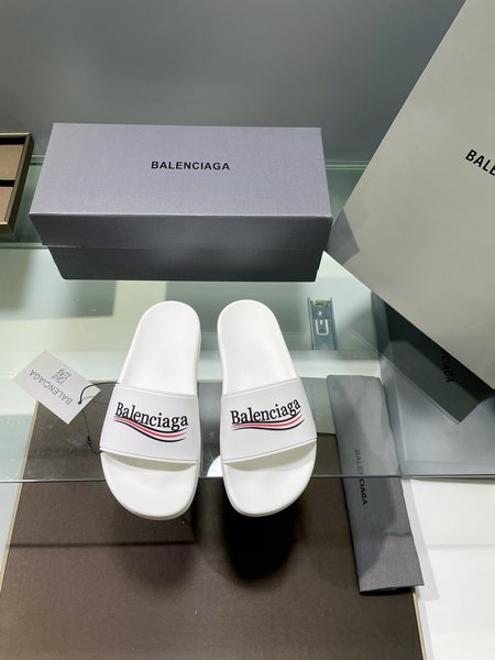 Balenciaga casual shoes