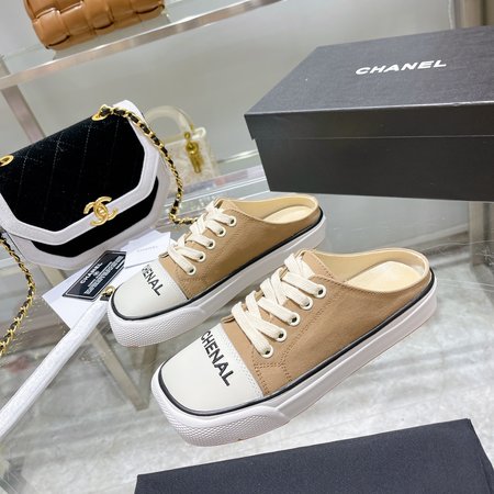 Chanel Vinta Ge casual shoes