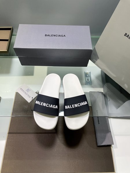 Balenciaga casual shoes