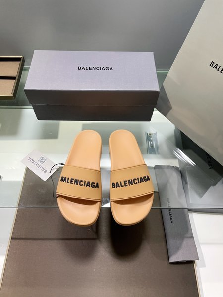 Balenciaga casual shoes