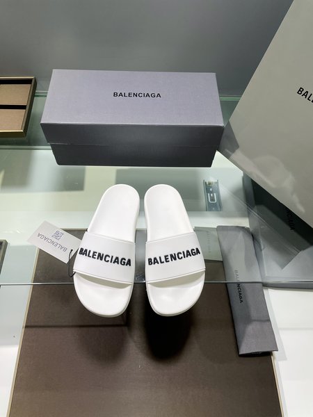 Balenciaga casual shoes