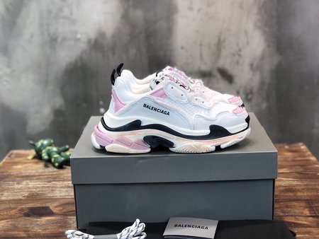 Balenciaga Upgraded Triple S sneakers