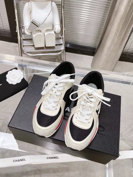 Chanel Casual sneakers with three-dimensional logo on the side