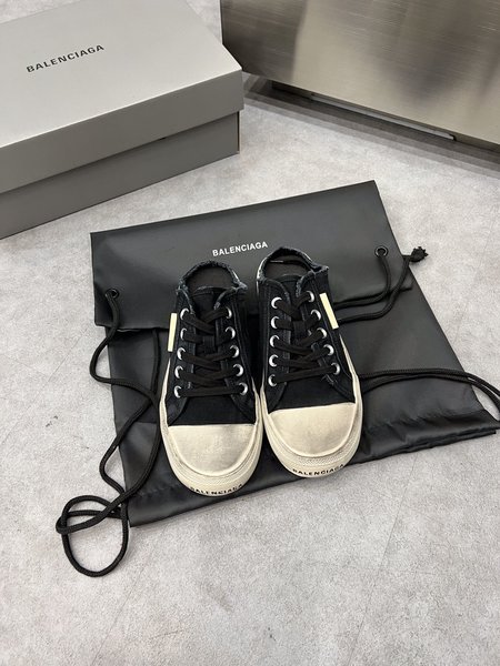 Balenciaga Casual canvas shoes | Newest