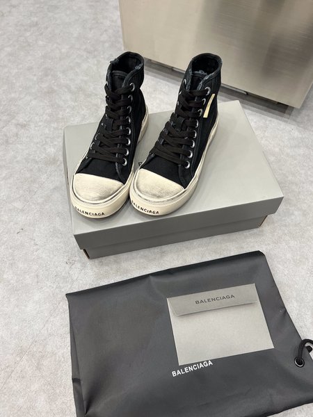 Balenciaga Casual canvas shoes | Newest