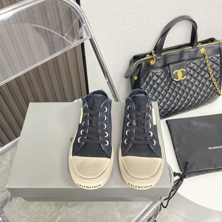 Balenciaga distressed vintage canvas shoes