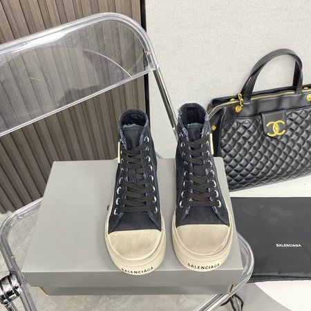 Balenciaga distressed vintage canvas shoes