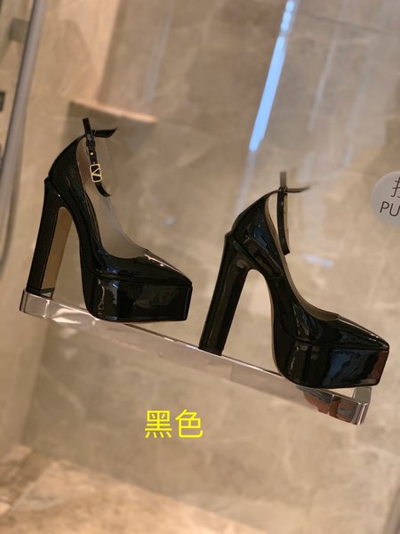 Valentino patent leather high heels