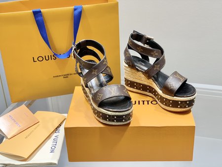 Louis Vuitton Straw WedGes sandal L