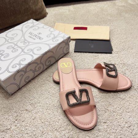 Valentino Slippers LV Logo