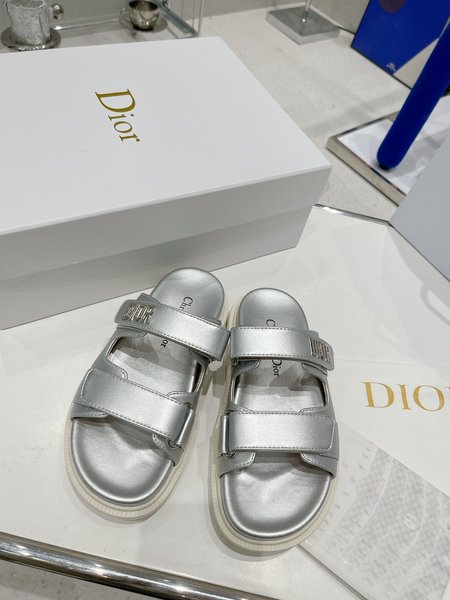 Dior slippers