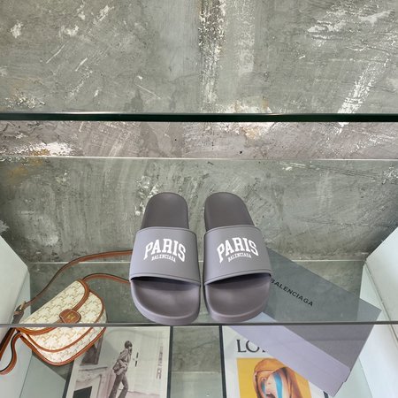 Balenciaga slippers